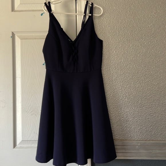 Strappy for And flare dress - Picture 1 of 4